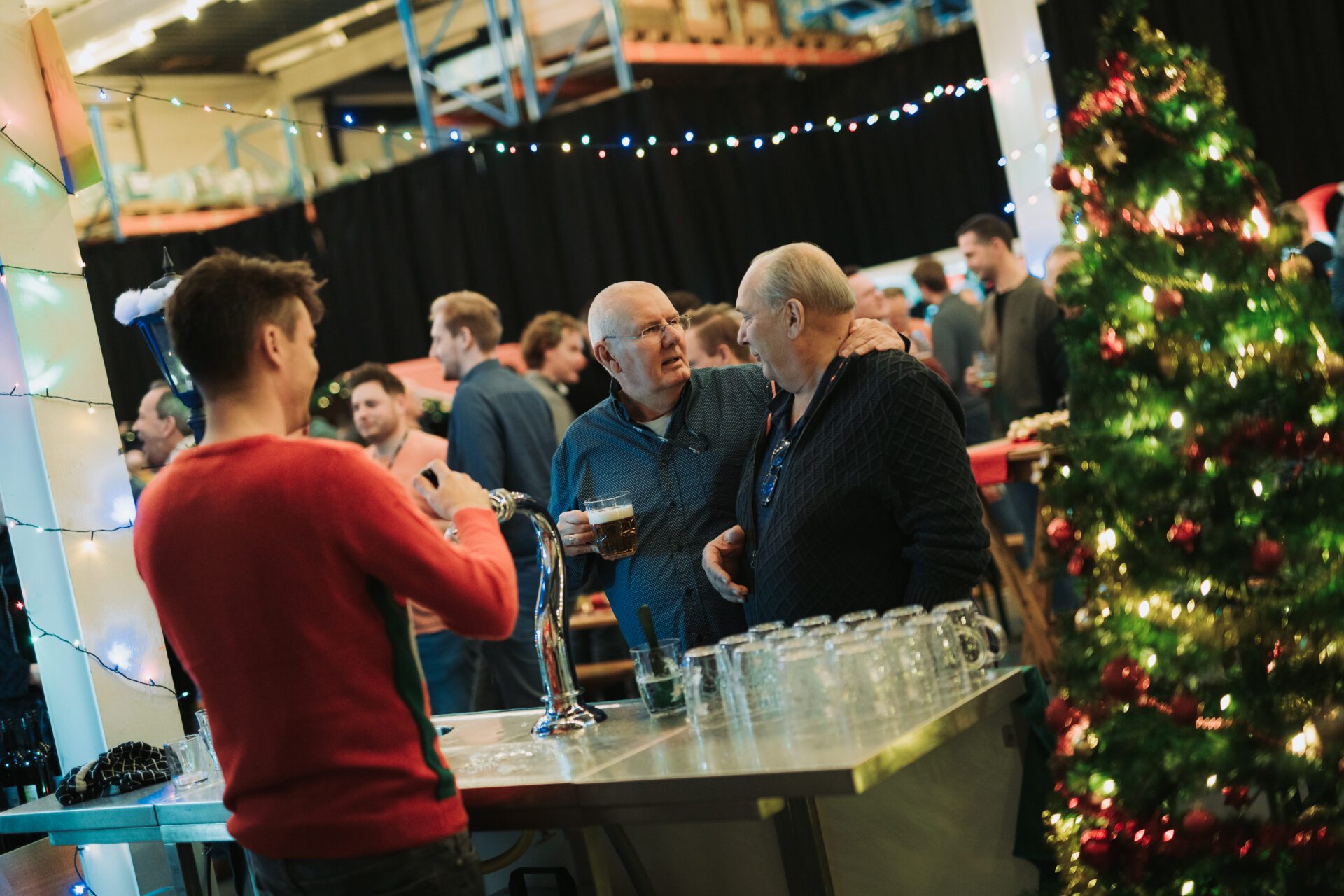 Kerstborrel aan de bar